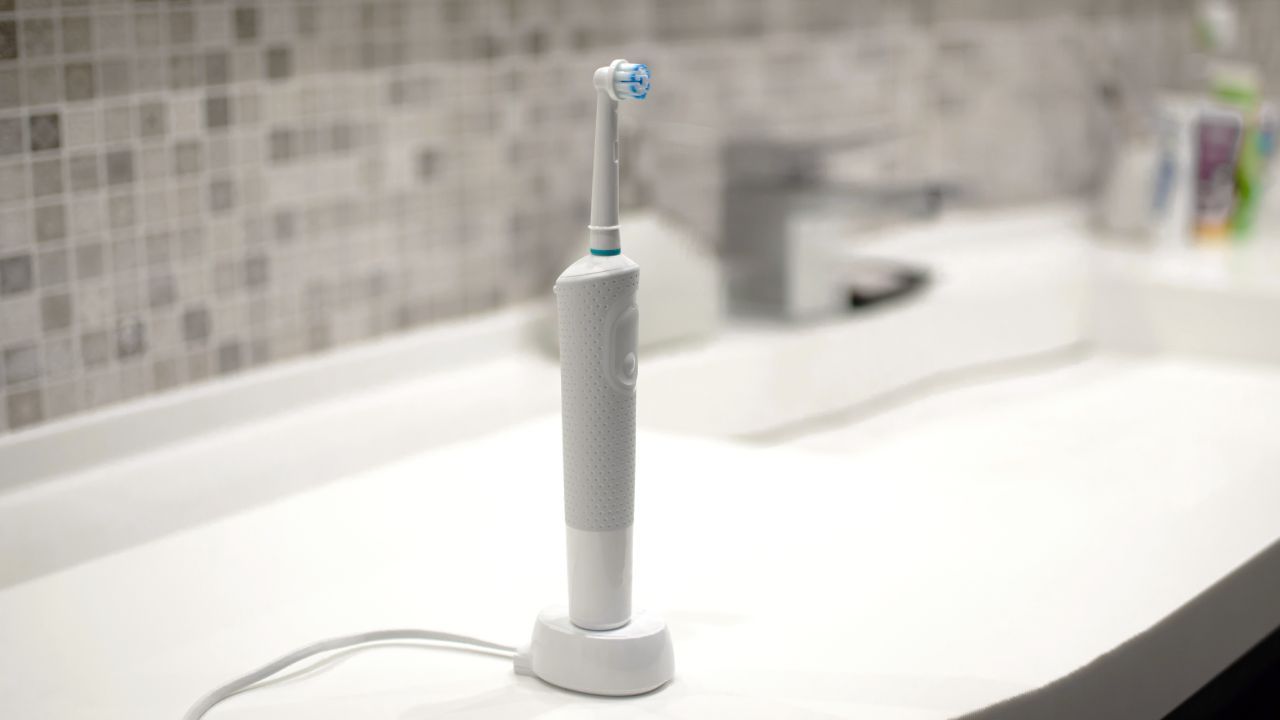 Oral-B Vitality Pro im Badezimmer