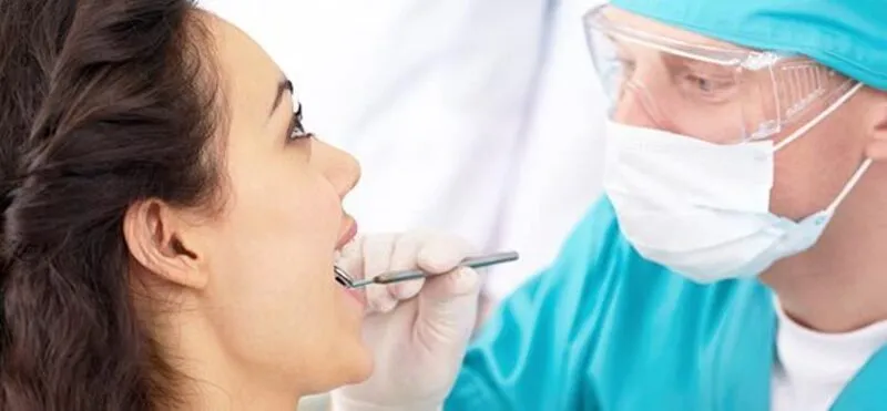 schmerzenden kiefer beim zahnarzt behandeln