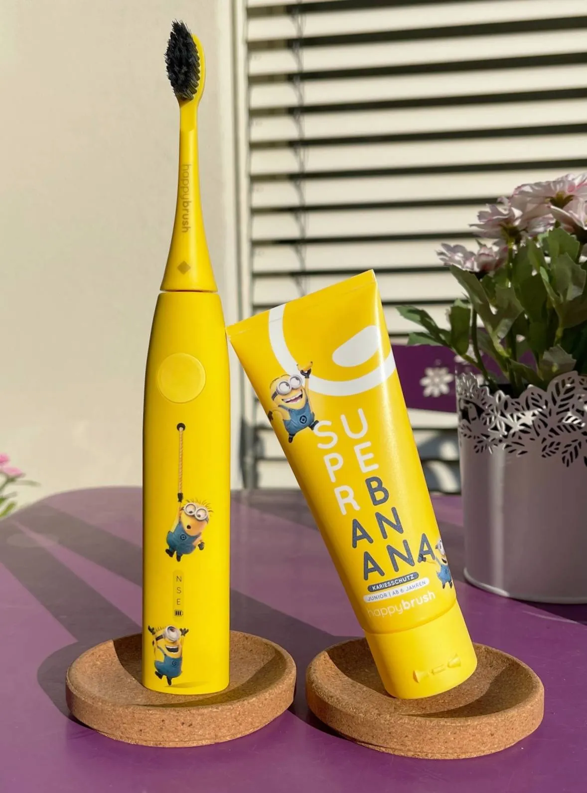 happbrush minions zahnbürste für kinder mit zahnpasta