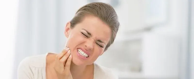 Schmerzhafte Behandlungen beim Zahnarzt