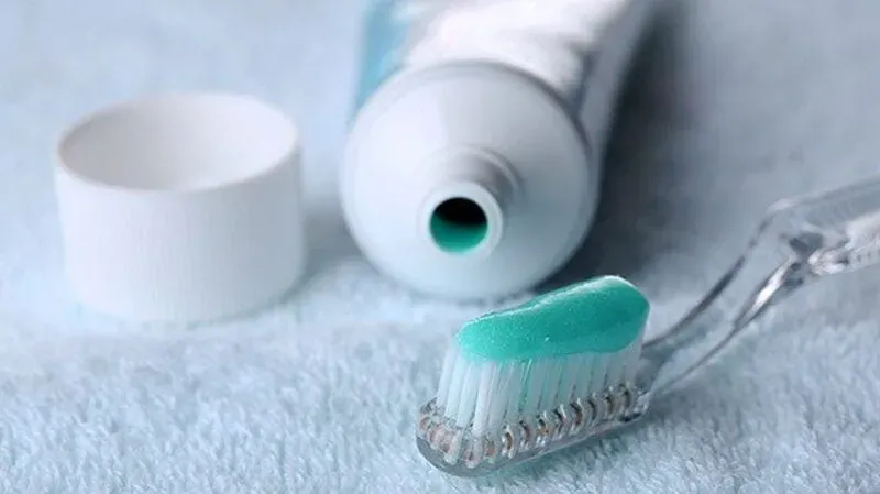 Zahnpflege gegen Karies
